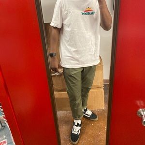 Meet your Posher, Cy